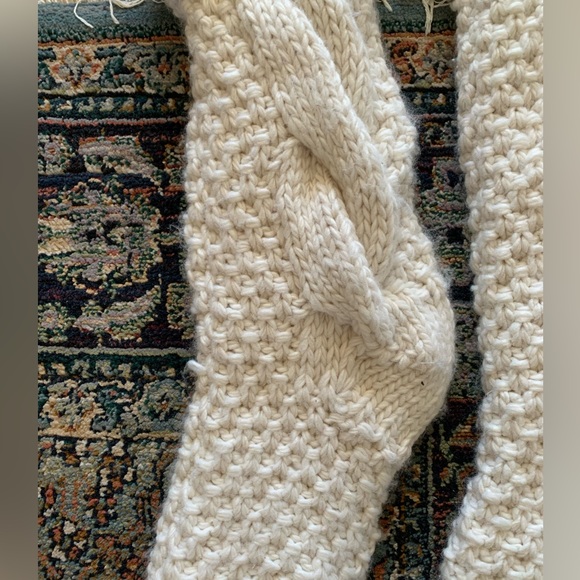 LLBean Chunky Knit Stockings - Picture 2 of 2